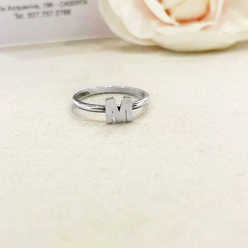 anello con iniziale argento 925