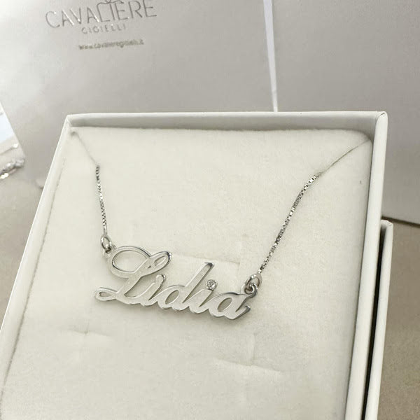 collana con nome e diamante