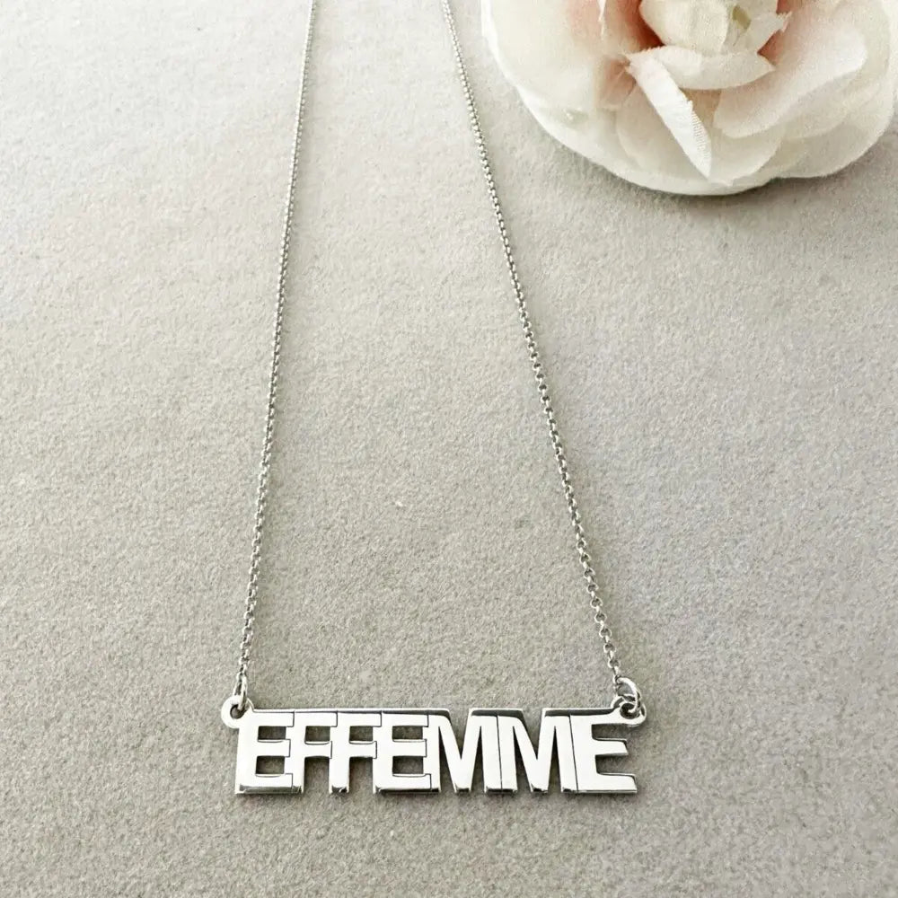 collana con nome stampatello argento